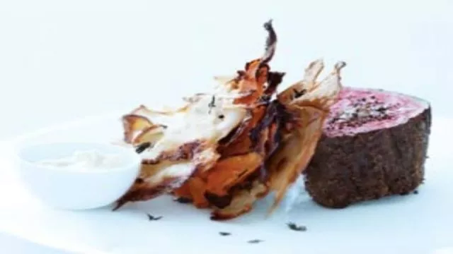 Biftek sa tri vrste povrća