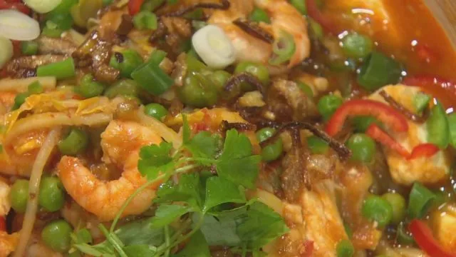 Rezanci i voćna salata