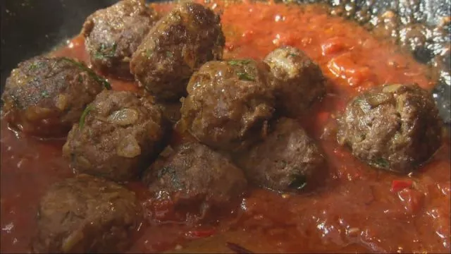 Ćufte sečuan u slatko-kiselom sosu od paradajza
