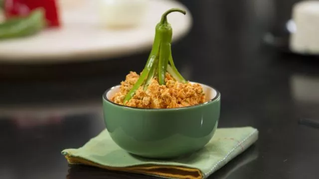 Urnebes salata