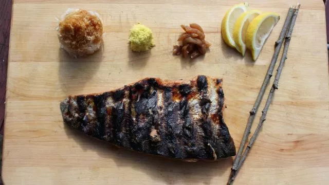 Dužičasta pastrmka na roštilju