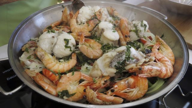 „Cataplana” od ribe i morskih plodova