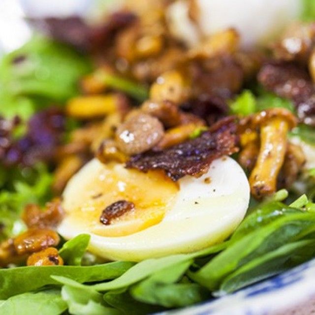 Salata od spanaća i frizijske endivije