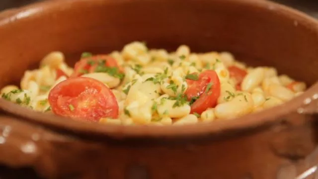 Kapunteli s Kanelini pasuljem