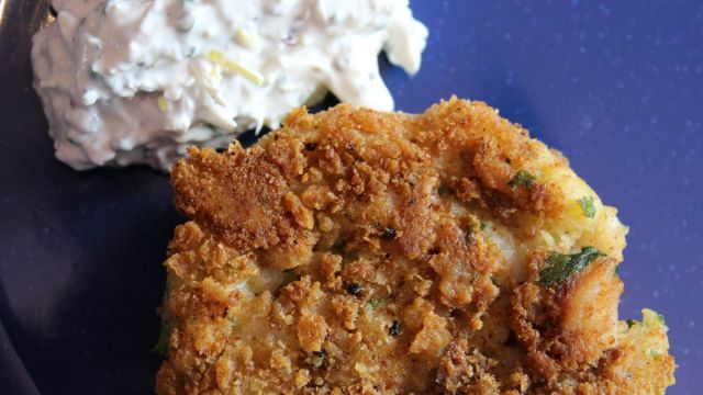 Riblji kroketi sa sosom od krem sira