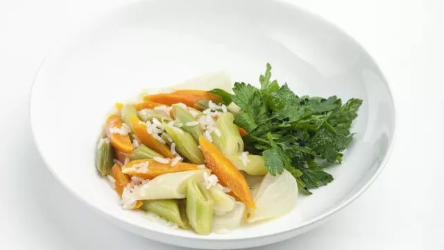 Praziluk s maslinovim uljem