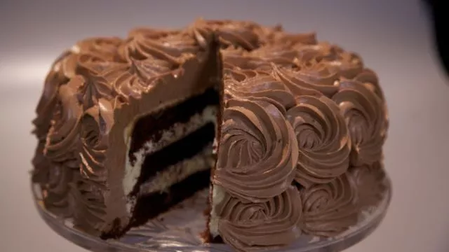 Torta od čokolade i ruže