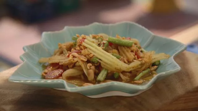 Som Tam - salata od papaje