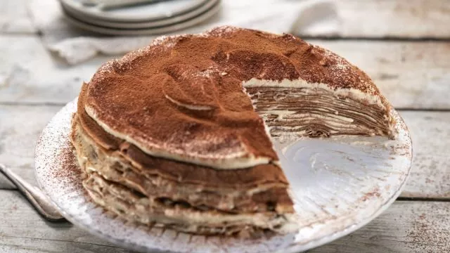 Kolač od tiramisu palačinki