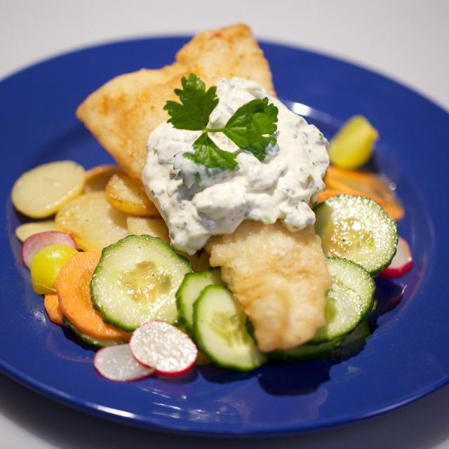 Pržena riba s remulad sosom