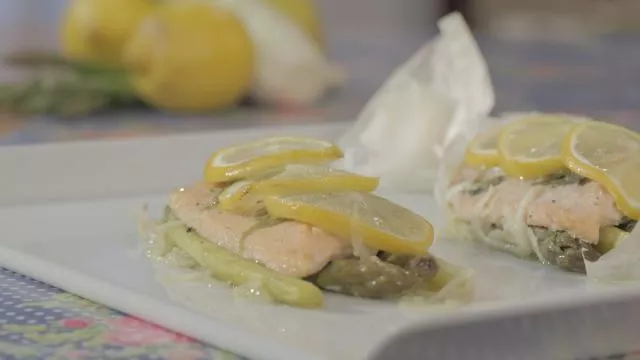 Pastrmka sa šparglama i komoračem