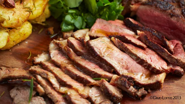 Savršeni biftek i pečeni krompir sa sirćetom