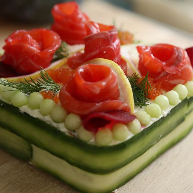 SMÖRGÅSTÅRTA (Sendvič tota)