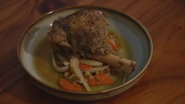 Jagnjeća kolenica i sočivo