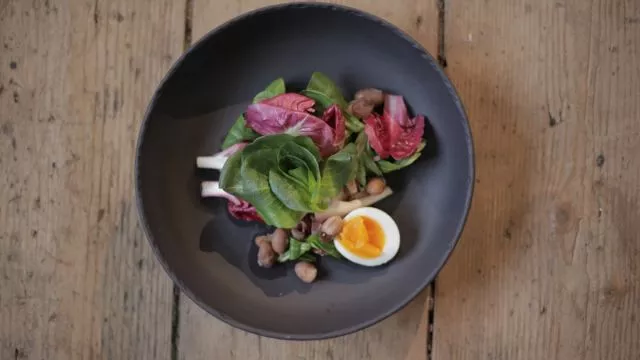 Salata s kremom od pasulja