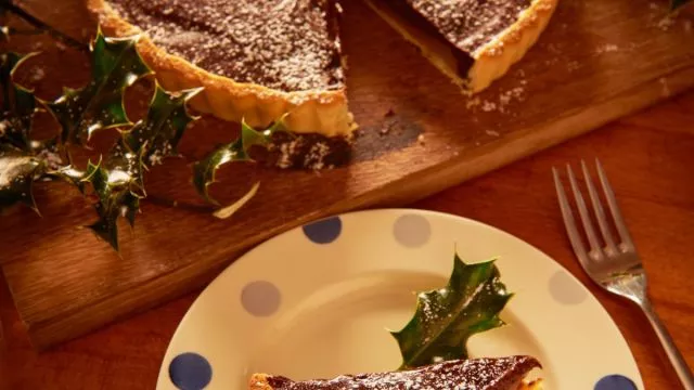 Čokoladni tart od slane karamele