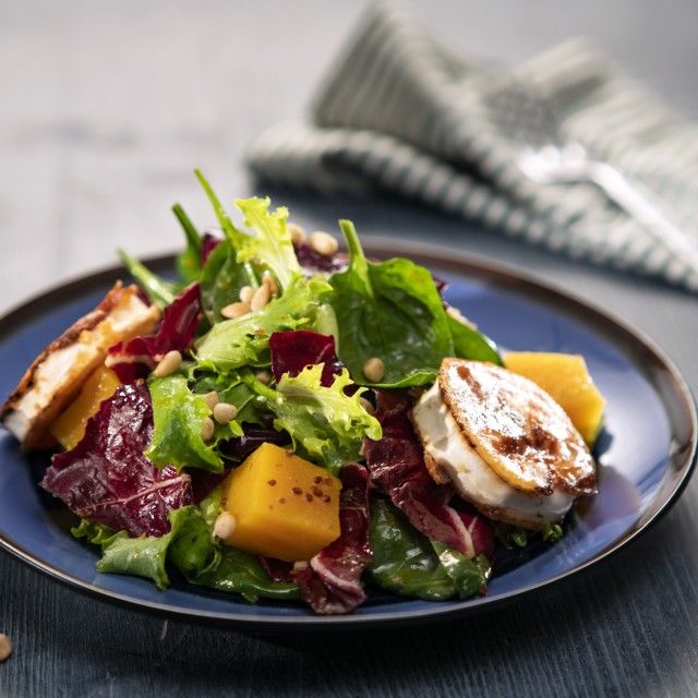 Salata sa bundevom i kozjim sirom