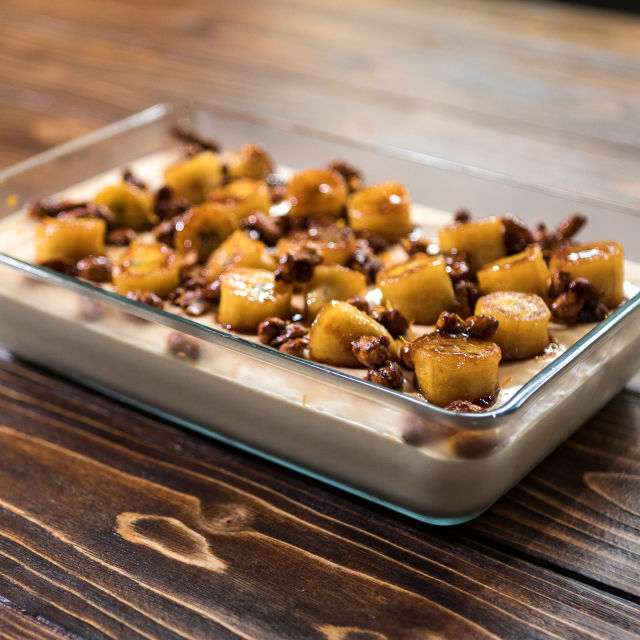 Mus karamelizovane banane i slanog mlevenog kikirikija