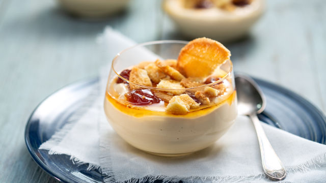 Mlečni krem sa pekmezom od trešanja