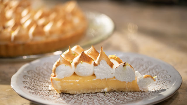 Pita od limuna sa meringu prelivom