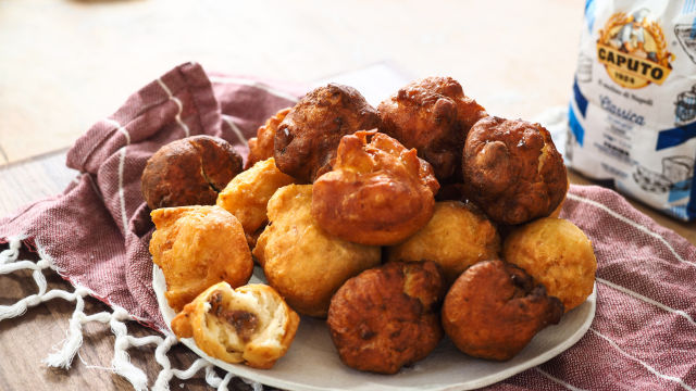 Rozine cepole (fritule od krompir-testa)