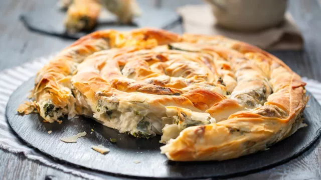 Domaća pita od spanaća i kozjeg sira
