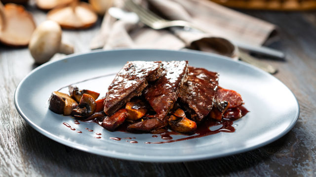 Goveđa džigerica sa ćorizom i pečurkama