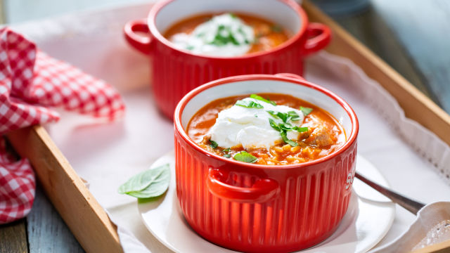 Čorba od kobasica sa testeninom orzo