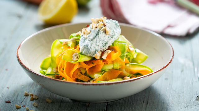 Salata od tikvice i šargarepe