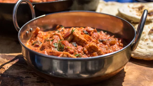Pileći paprikaš balti