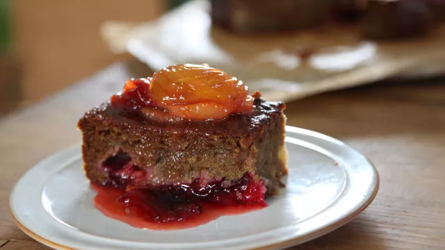 Puding-torta sa šljivama