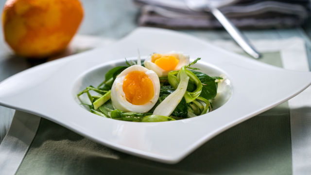 Salata od krastavaca i špargli