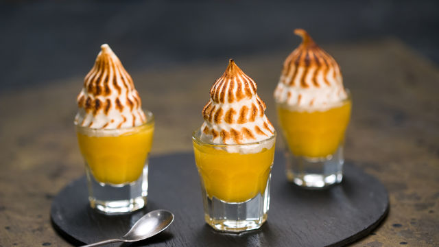 Limun, vurda s kamarelizovanim meringuom