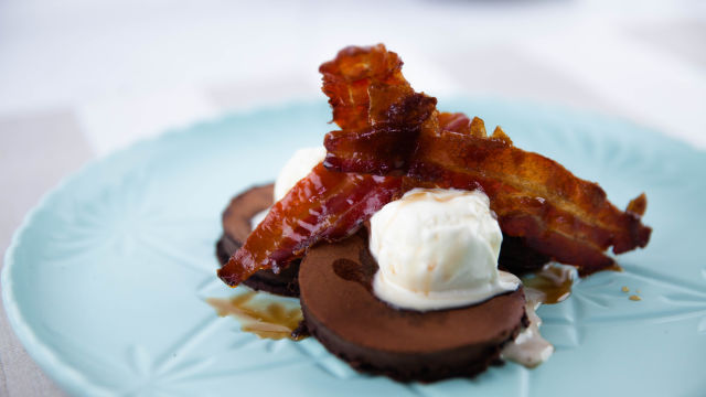 Pufnaste čokoladne palačinke