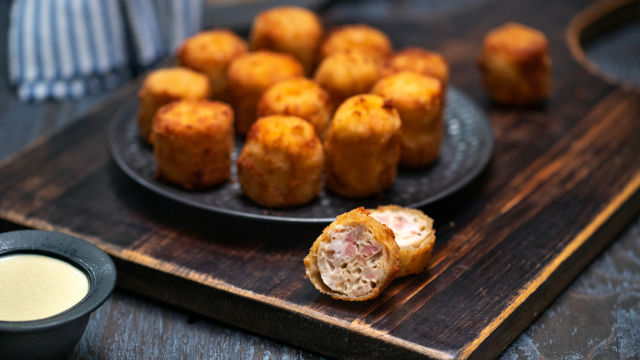 Ćureći kroketi sa kari sosom