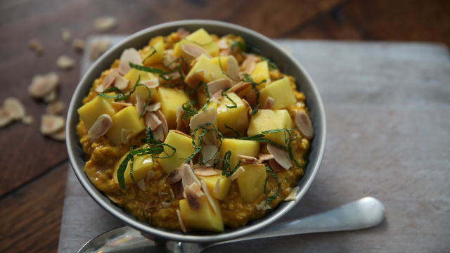 Musli i „lassi“ od manga i limete