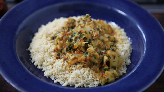 Pileći paprikaš sa grejpom i kuskusom