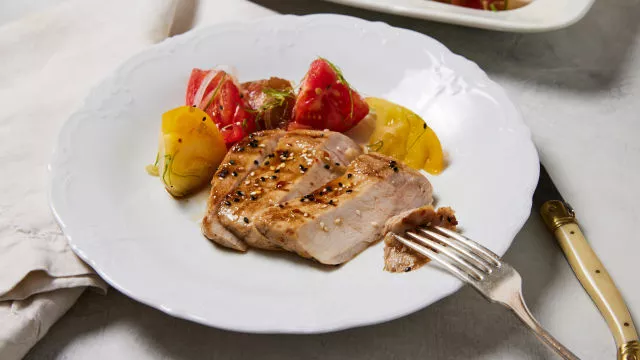 Svinjska "rib-eye" šnicla na “tinono” način