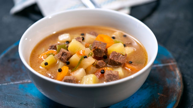 Ljutkasta goveđa čorba