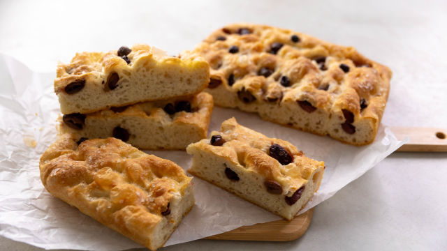 Fokača sa maslinama