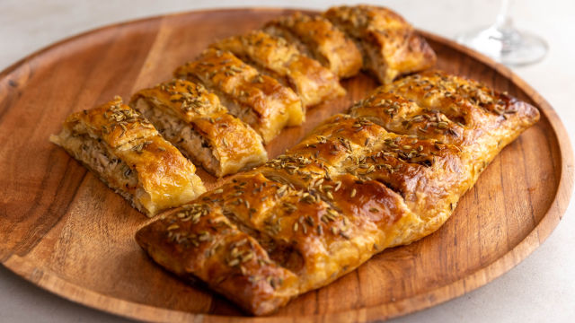 Paketići od tunjevine i vlasca sa zamrznutim "spritz" pićem