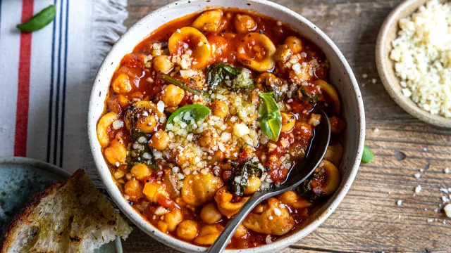 Čorba od paradajza i leblebija