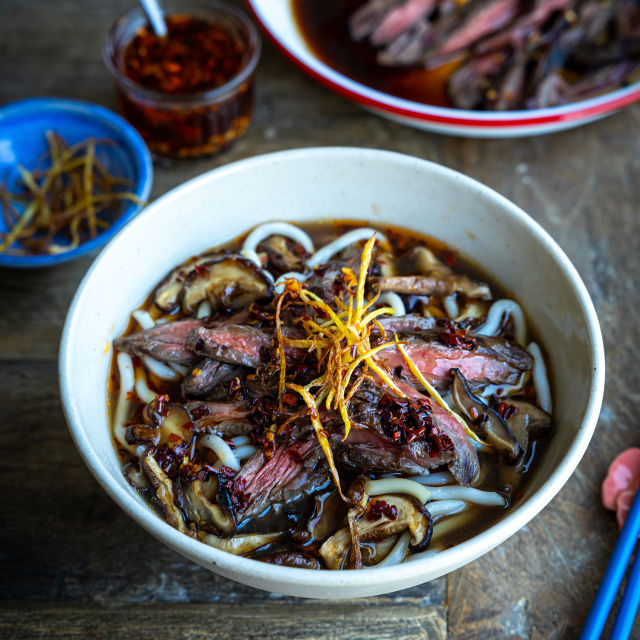 Čorba od nudli sa zapečenom šniclom