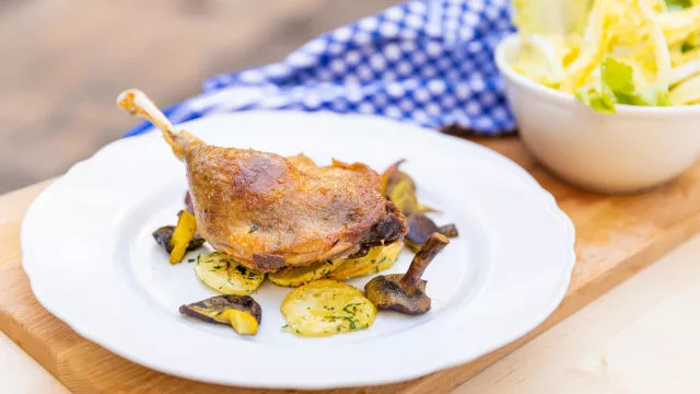 Konfi od pačetine s krompirom