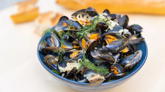 Dagnje sa krem sosom od šafrana