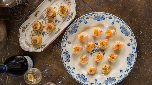 Blini palačinke sa dimljenim lososom