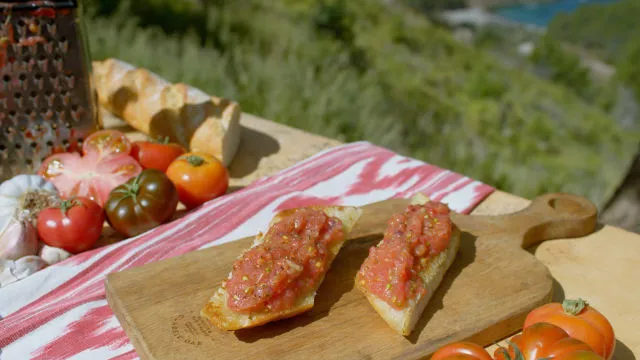 Tost s paradajzom