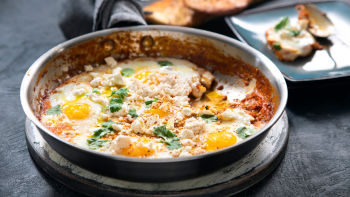 Šakšuka s praženo zelenjavo