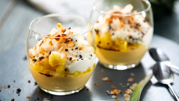 Krema s kokosom in ananasom