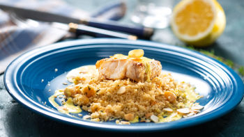 Riba z žafranovo omako in kuskusom